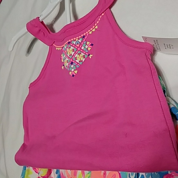 Carter's short set size 4T - Picture 3 of 3